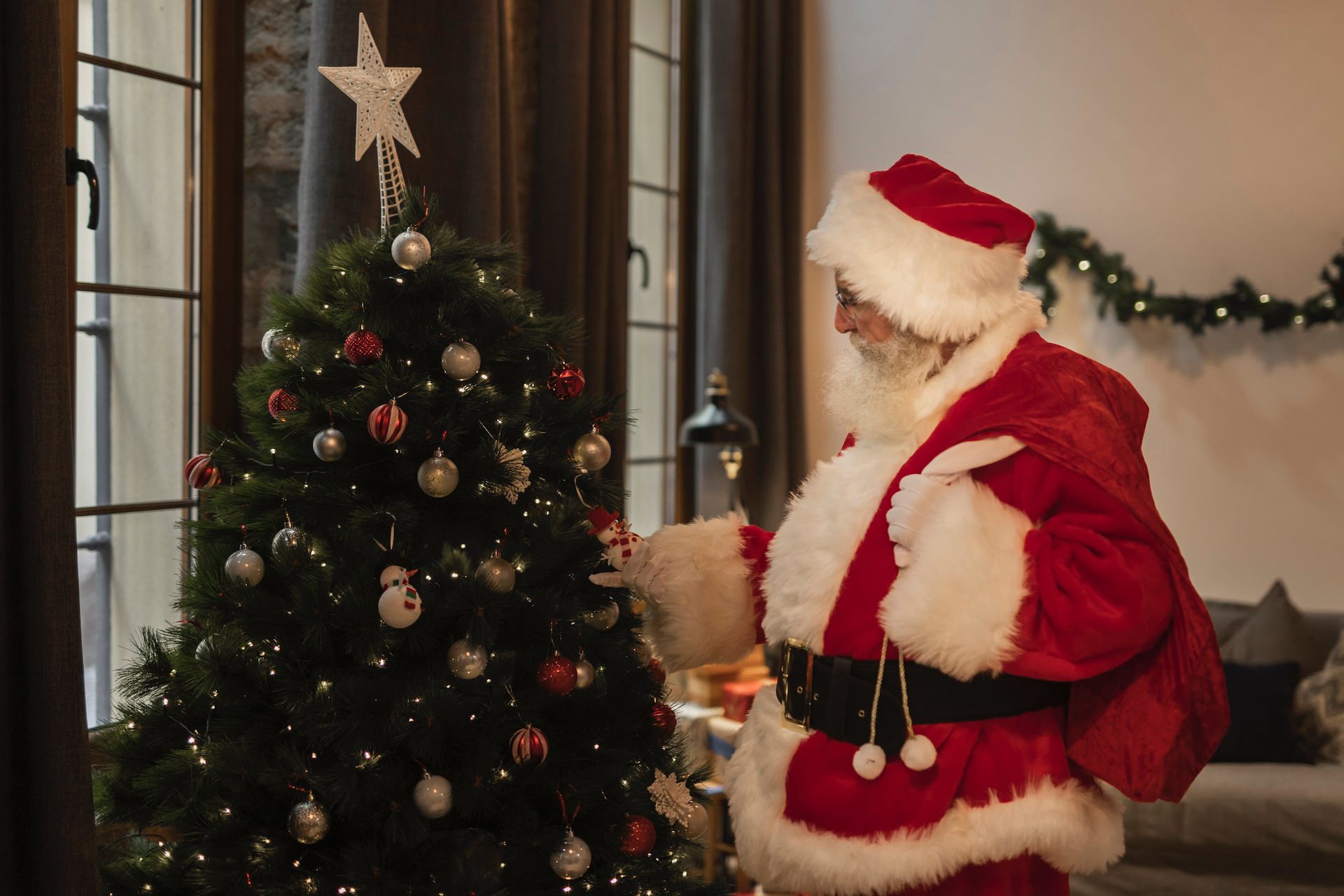 image from Secret Santa Gift Exchange; How to Organize One